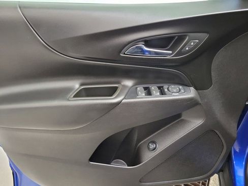 Certified 2019 Chevrolet Equinox LT w/ Sun & Navigation Package image 18