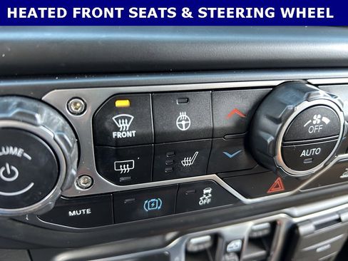 Used 2023 Jeep Wrangler Unlimited Sahara w/ Cold Weather Group image 6