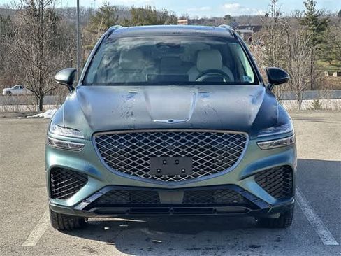 Used 2023 Genesis GV70 3.5T Sport w/ Sport Prestige Package image 22