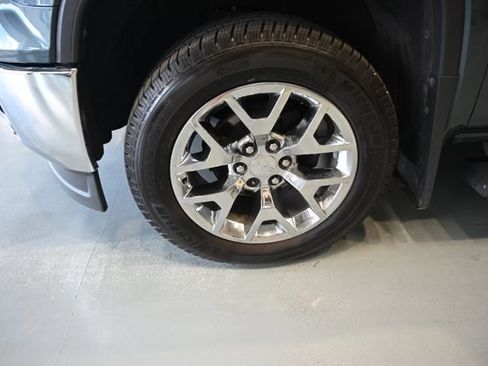 Used 2014 GMC Sierra 1500 SLT w/ SLT Preferred Package AWD/4WD image 28