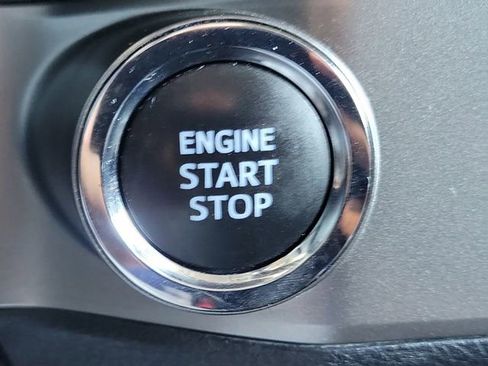 Used 2023 Toyota Tacoma SR5 RWD image 12