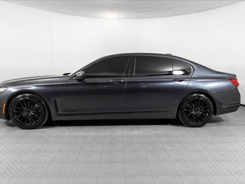 Used 2020 BMW 740i image 3