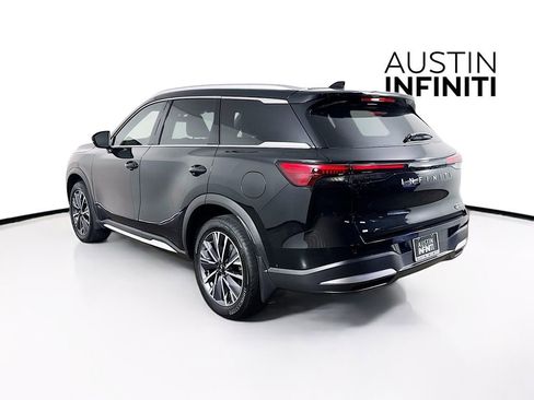 Certified 2026 INFINITI QX60 Luxe w/ Family Package image 6