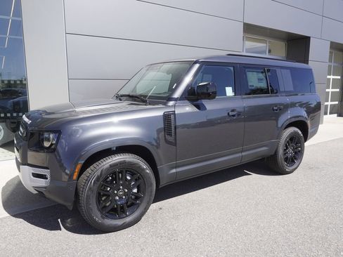 New 2025 Land Rover Defender 130 S image 3