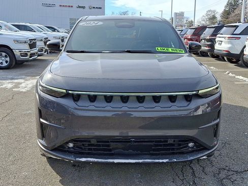 Used 2024 Jeep Wagoneer Launch Edition image 29