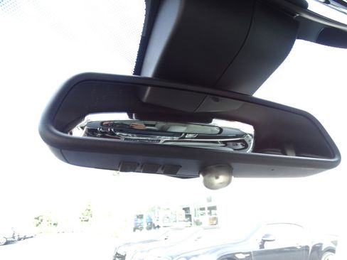 Used 2015 Rolls-Royce Wraith image 29