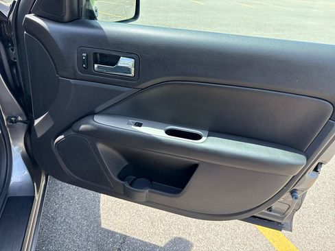 Used 2010 Ford Fusion SEL FWD image 20