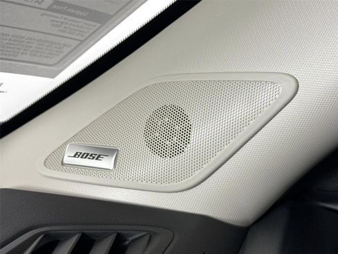 Used 2025 Nissan Pathfinder SL w/ SL Premium Package FWD image 28
