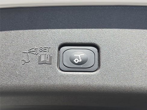 New 2026 Lincoln Nautilus Black Label image 27