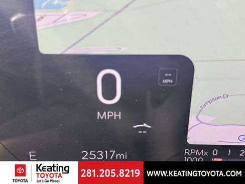 Used 2025 Buick Enclave Preferred image 25