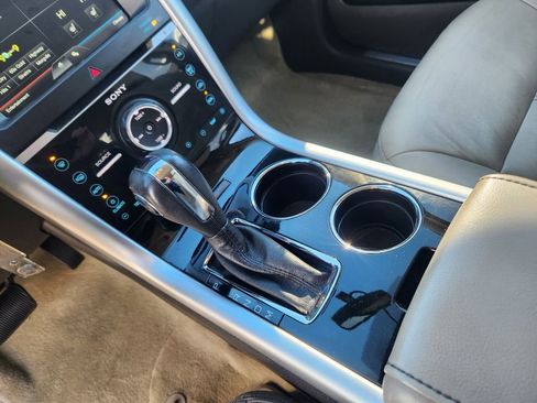 Used 2012 Ford Edge Limited image 26