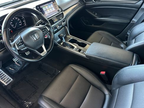 Used 2022 Honda Accord Sport image 9