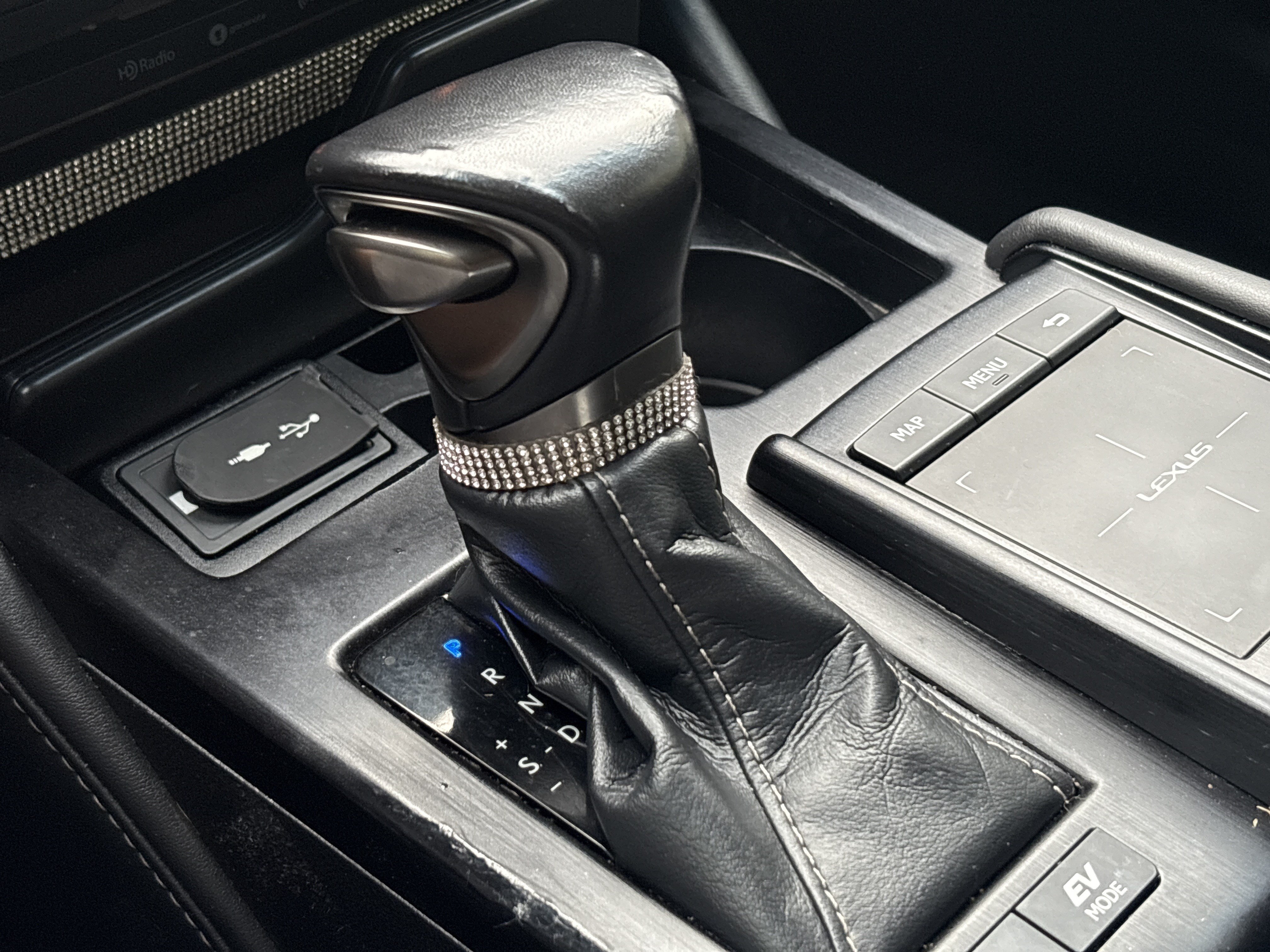 Used 2019 Lexus ES 300h w/ Premium Package FWD image 26