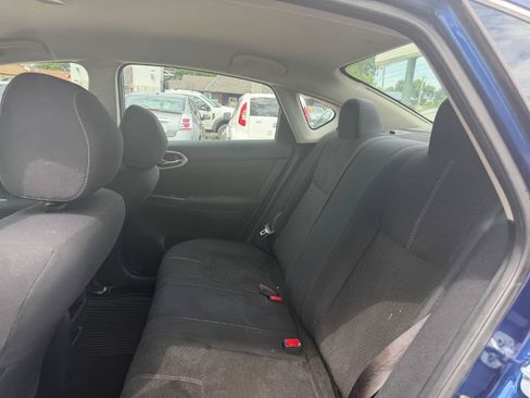 Used 2016 Nissan Sentra S FWD image 11