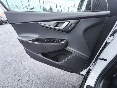 New 2025 Kia EV6 Wind image 13