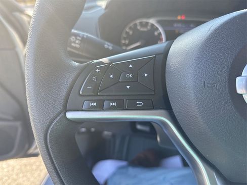 Used 2021 Nissan Altima 2.5 SV image 17