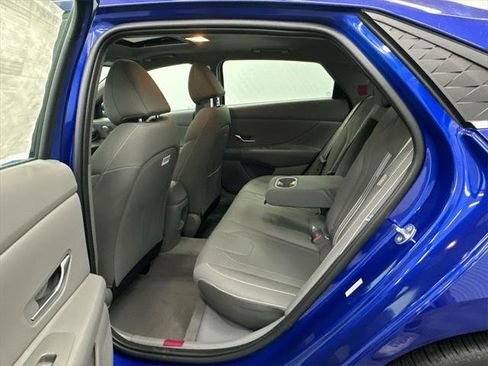 New 2025 Hyundai Elantra SEL w/ Cargo Package image 21