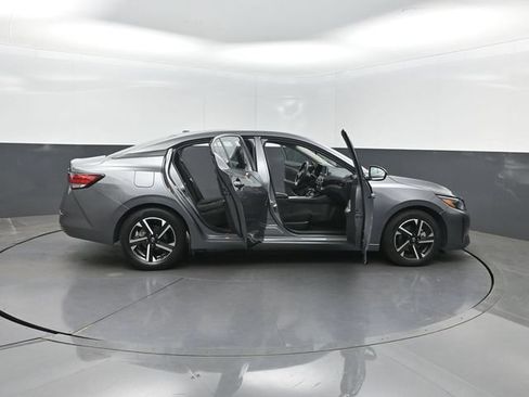 Used 2024 Nissan Sentra SV FWD image 36