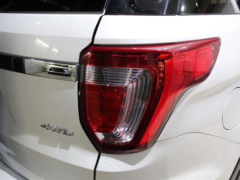 Used 2017 Ford Explorer Limited AWD/4WD image 11