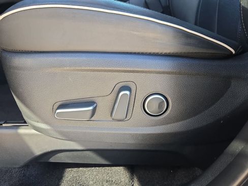 Used 2023 Hyundai Palisade SEL w/ Cargo Package image 17