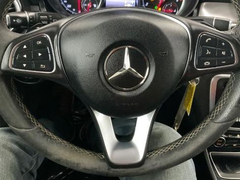 Used 2018 Mercedes-Benz GLA 250 4MATIC image 22