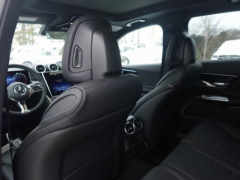 Used 2026 Mercedes-Benz GLC 300 4MATIC image 25