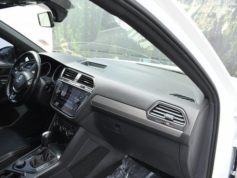 Used 2021 Volkswagen Tiguan SE R-Line AWD/4WD image 25
