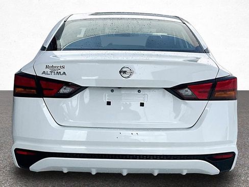 Used 2022 Nissan Altima 2.5 S FWD image 6