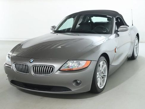 Used 2003 BMW Z4 3.0i RWD image 3