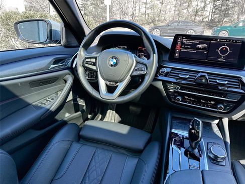 Certified 2023 BMW 530i xDrive w/ Premium Package image 24