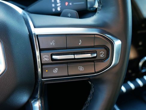 Used 2024 GMC Acadia Elevation image 23