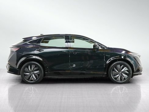 Used 2024 Nissan Ariya AWD image 6