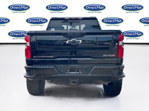 Used 2024 Chevrolet Silverado 2500 ZR2 w/ Technology Package AWD/4WD image 6