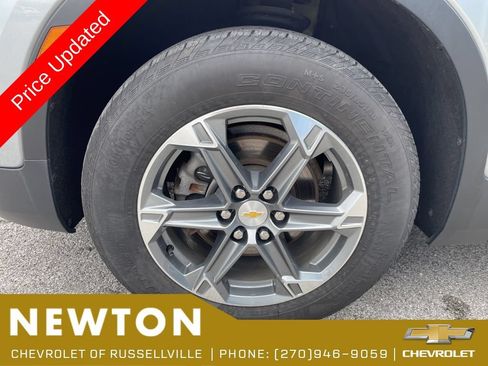 Used 2024 Chevrolet Blazer LT w/ Convenience Package FWD image 47