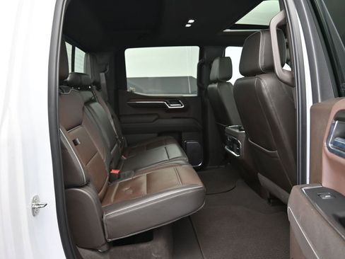 Used 2024 GMC Sierra 1500 Denali w/ Denali Reserve Package AWD/4WD image 38