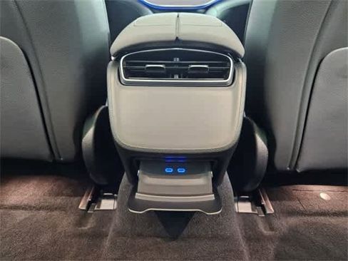 Used 2024 Mercedes-Benz EQS 450+ 4MATIC Sedan image 36