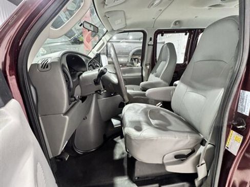 Used 2007 Ford E-350 and Econoline 350 XLT image 10