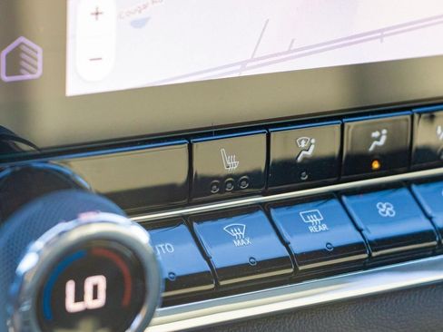 New 2026 Chevrolet Colorado LT w/ LT Convenience Package RWD image 39