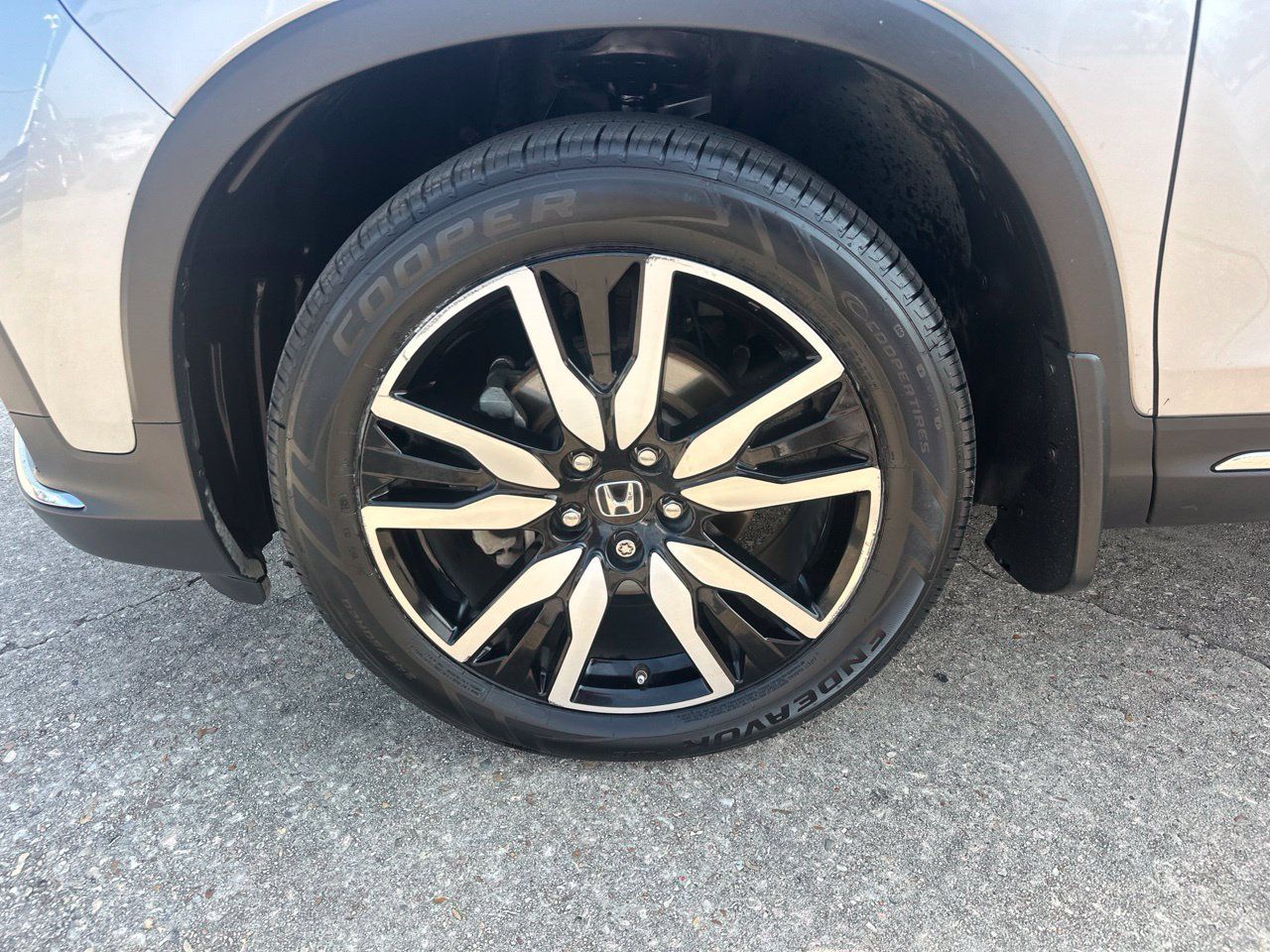Used 2019 Honda Pilot Touring image 7