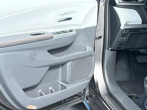 Used 2021 Toyota Sienna XSE image 23