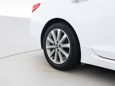 Used 2017 Hyundai Sonata Limited w/ Tech Package 03 FWD image 19