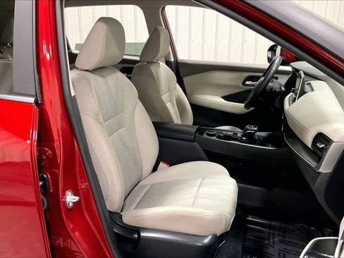 Used 2025 Nissan Rogue SV AWD/4WD image 7