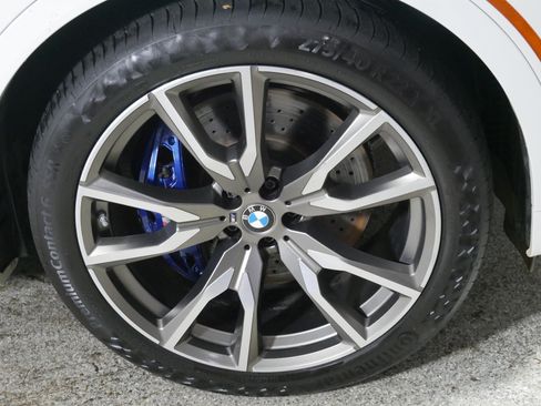 Used 2021 BMW X7 M50i AWD/4WD image 15