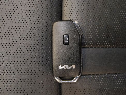 Used 2023 Kia Sorento S w/ Panoramic Sunroof Package FWD image 32