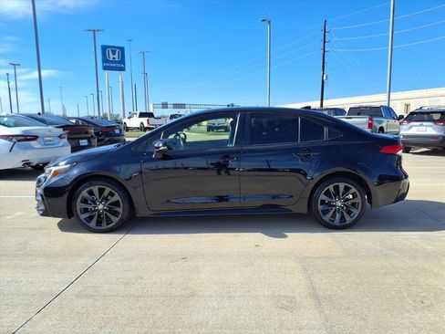 Used 2024 Toyota Corolla SE image 23