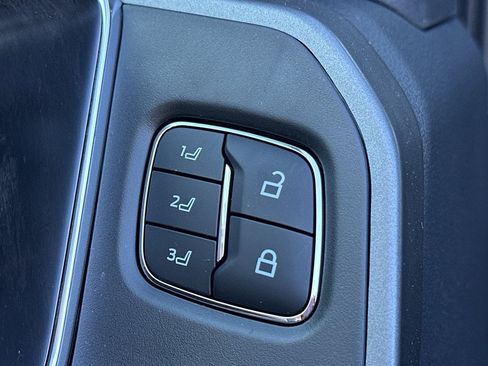 New 2026 Ford F350 Lariat w/ Chrome Package image 30