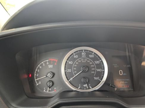 Used 2020 Toyota Corolla LE FWD image 23