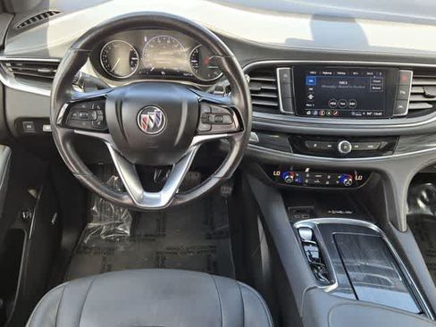 Used 2022 Buick Enclave Premium FWD image 13