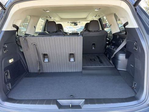 New 2026 Subaru Ascent Limited image 28