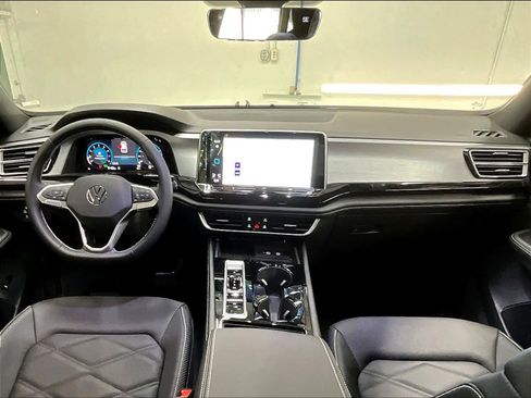 New 2026 Volkswagen Atlas Cross Sport SE AWD/4WD image 5